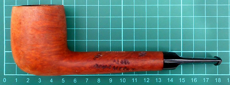 Lorenzo Canadian shape Spot-carved pipe